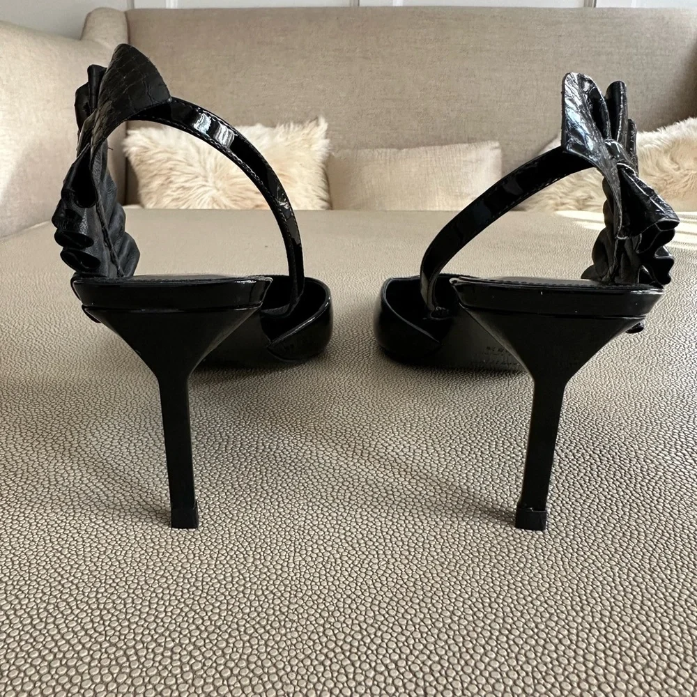 Saint Laurent Edie Patent Leather and Snakeskin Pump - Picture 7 of 11